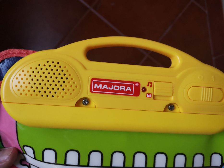 Tapete eletrónico para bebes