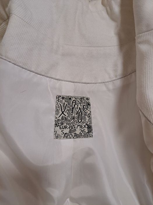 Casaco Comprido Botões Pretos