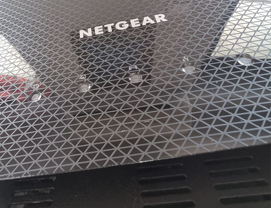 Router Netgear RAX10 WiFi 6 – używany, stan bdb, zasilacz