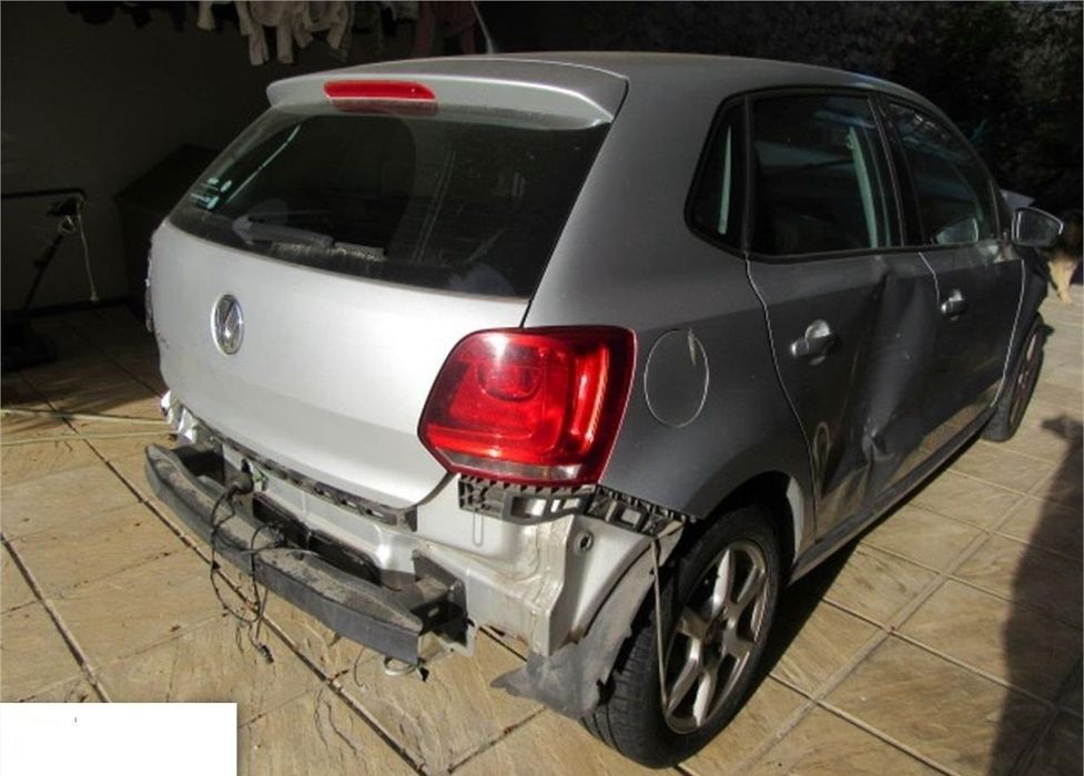 Volkswagen Polo 9R 1.2I De 2011 Disponível Para Peças