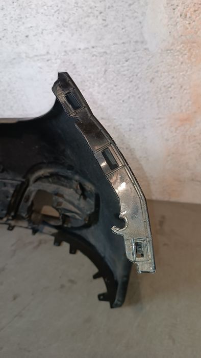 Vendo parachoque de frente Renault Twingo ano 2007/08