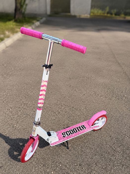 Scooter самокат для дівчинки двоколісний