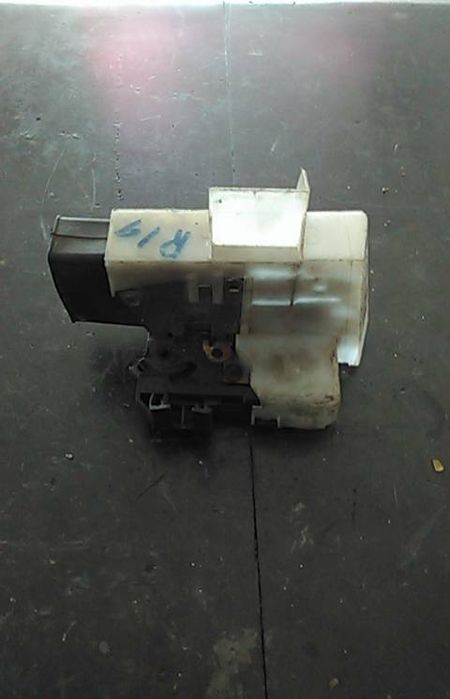 Fechadura / fecho porta frente esquerdo RENAULT 19 II (B/C53_)