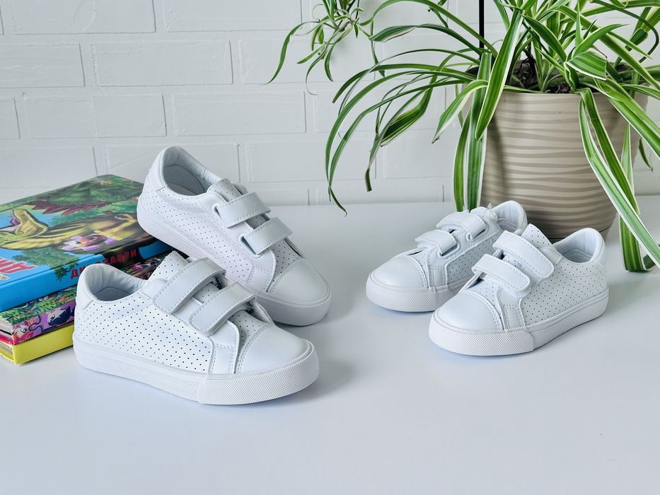 Кеди білі перфорація модель унісекс з 19 по 36
