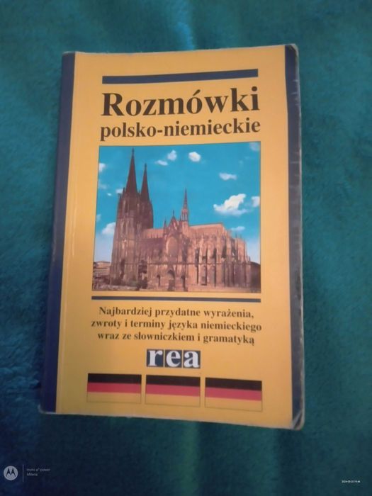 Sprzedam segregator do nauki j. niem. i słowniki