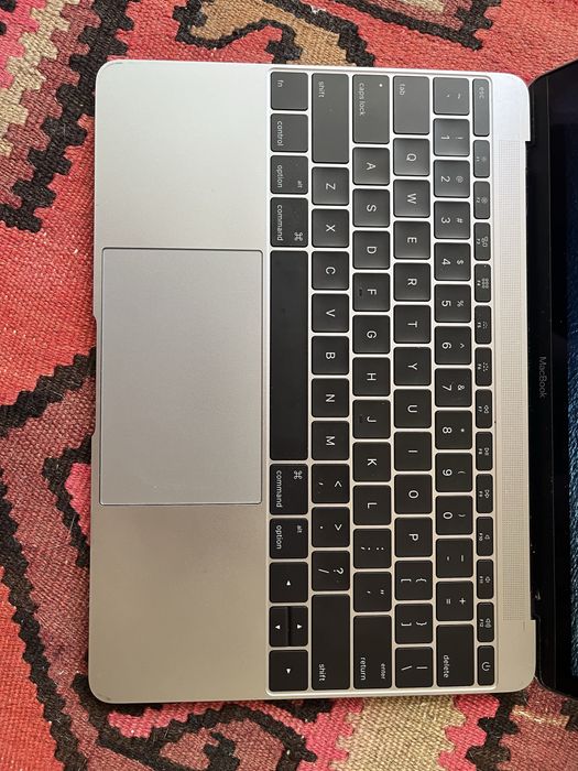 Macbook Retina 12” 2017