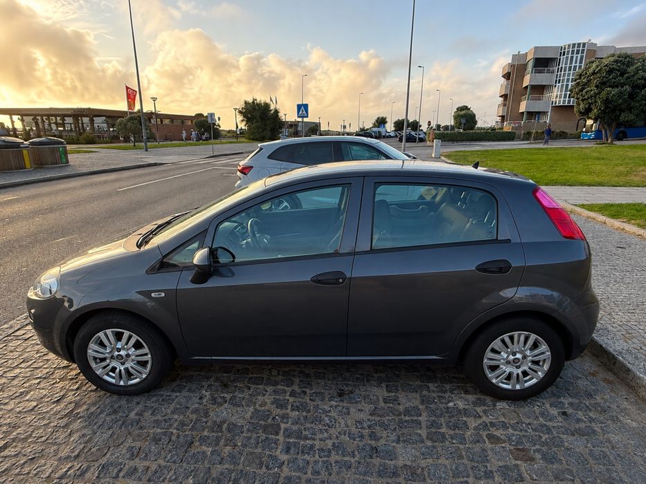 Fiat Punto 1.2 Easy Start&Stop – 110.000 km – Gasolina – Muito Económico