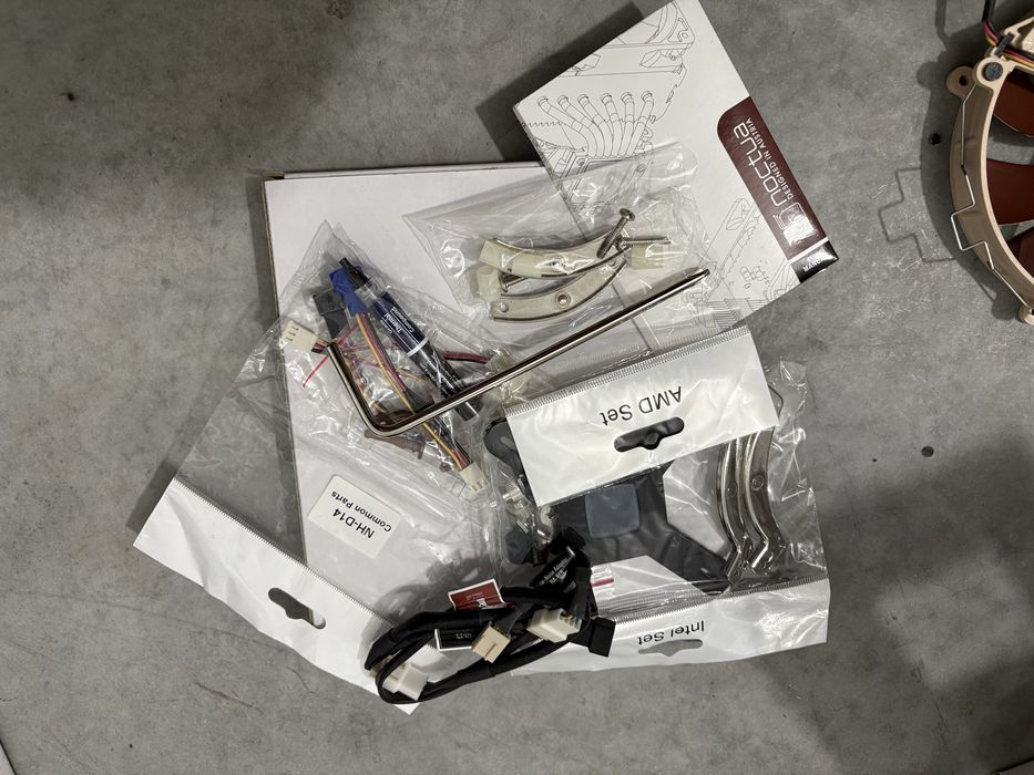 Cooler Noctua NH-D14 + Kit NM-AM4-UXS