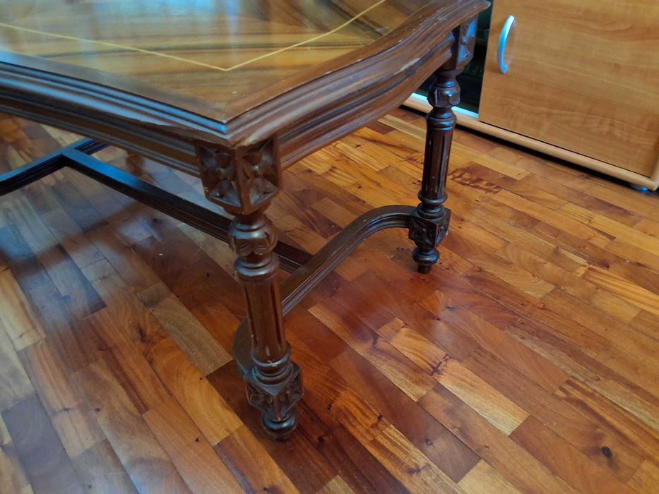 Mesa decorativa de sala