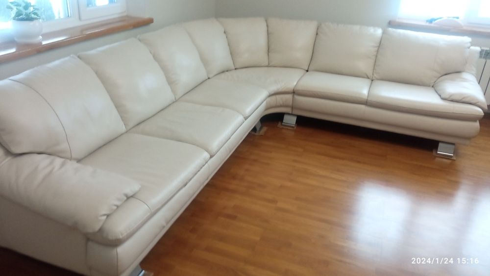 Продам шкіряний диван в гарному стані
