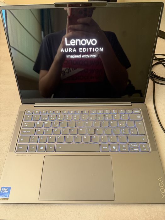 Computador Portátil Lenovo Yoga Slim 7 83JX00F9PG | OLED 14" | Ultra 7 258V | 32GB | 1TB SSD