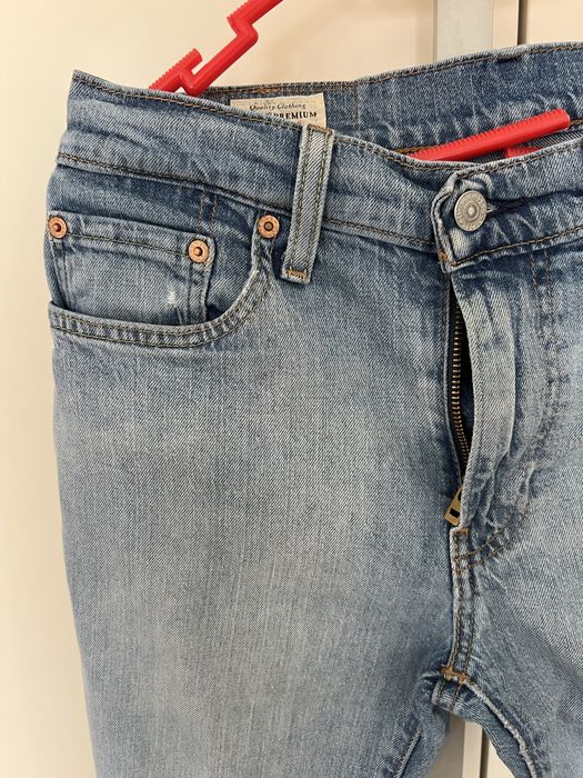 Calças Levi’s 502 muito confortáveis