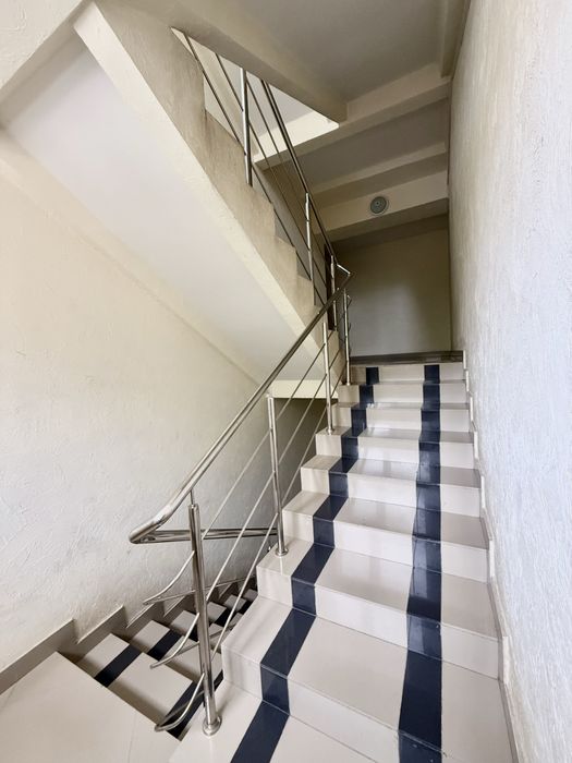 Апартаменти подобово  Центр , біля набережноі