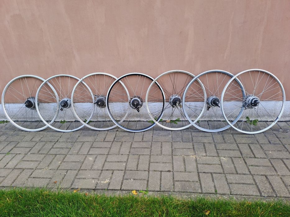 Велосипедні колеса 28" з  планетарною втулкою nexus-8 на ролерних галь