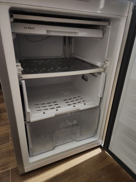 Zamrażarka Beko inox