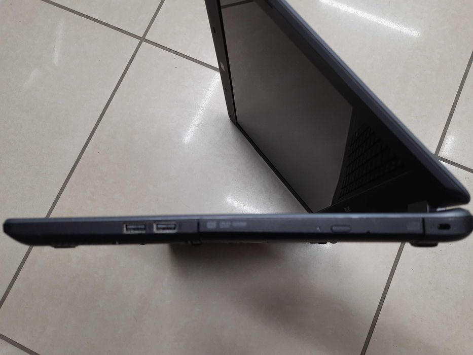 Продам б/в ноутбук Acer Aspire E5-771 17,3" Dual Core i5-5200U
