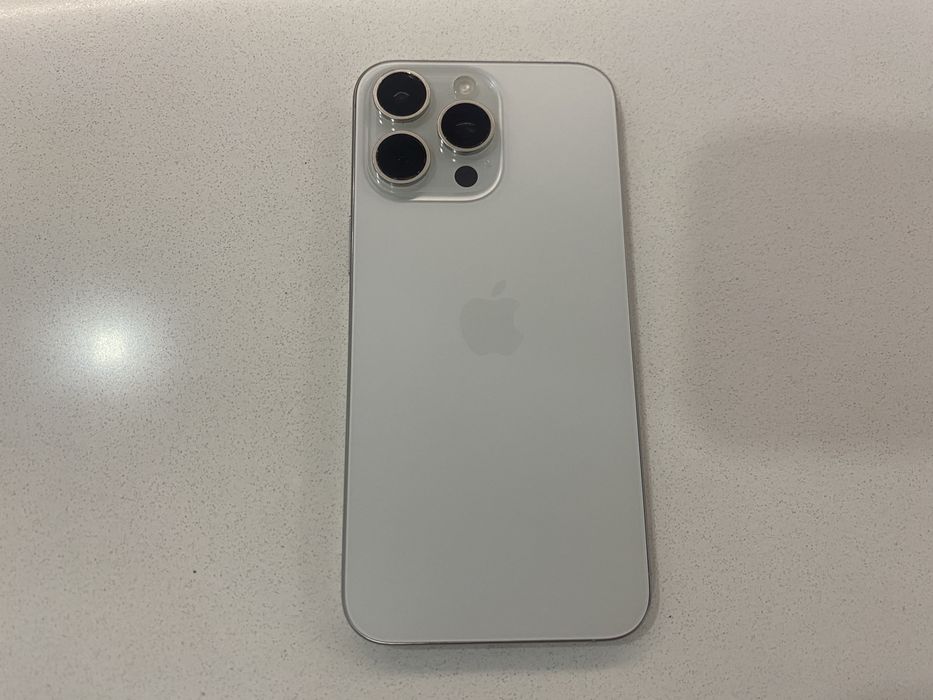 iPhone 15 Pro Max 512Gb Branco Titânio