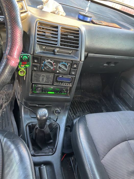 ВАЗ 21103. ВАЗ десятка. Жигуль 2004р