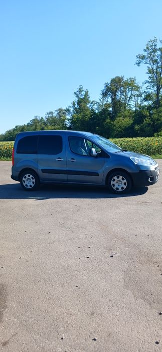 Пежо Партнер Тіпі