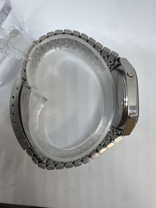 Zegarek elektroniczny Seiko A639 LCD sprawny