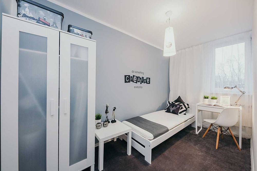 Pokój DELUX do wynajęcia przy stacji metra RONDO ONZ