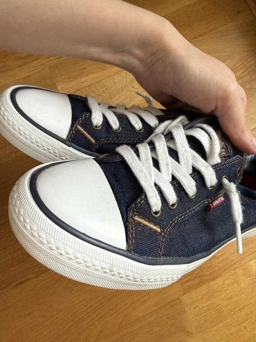Кеди, кеды Levi's