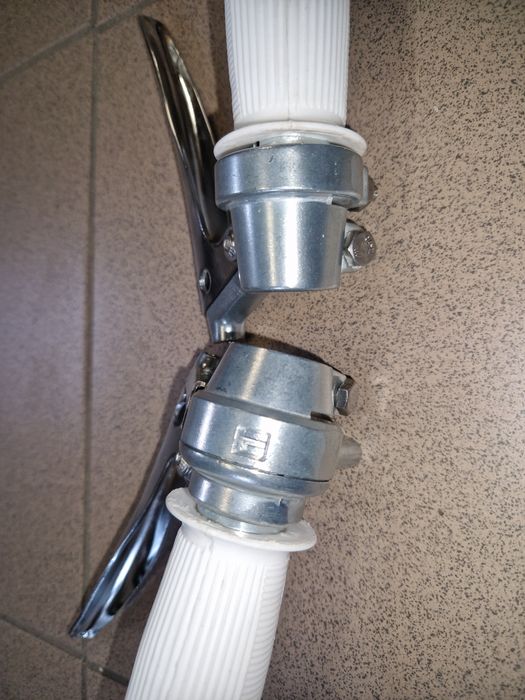 Nowe biale manetki rączki biegów gazu Romet komar sztywniak zak rys pl