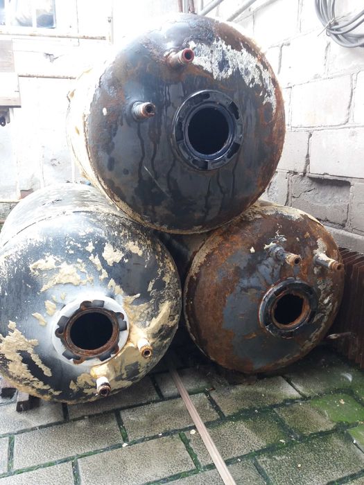 Бак (ємність) від бойлера