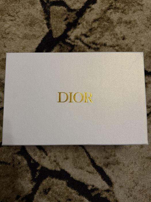Набор посуды чашок Dior