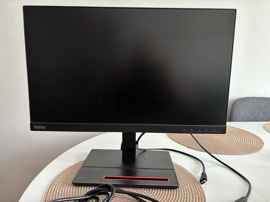 Monitor Lenovo ThinkVision