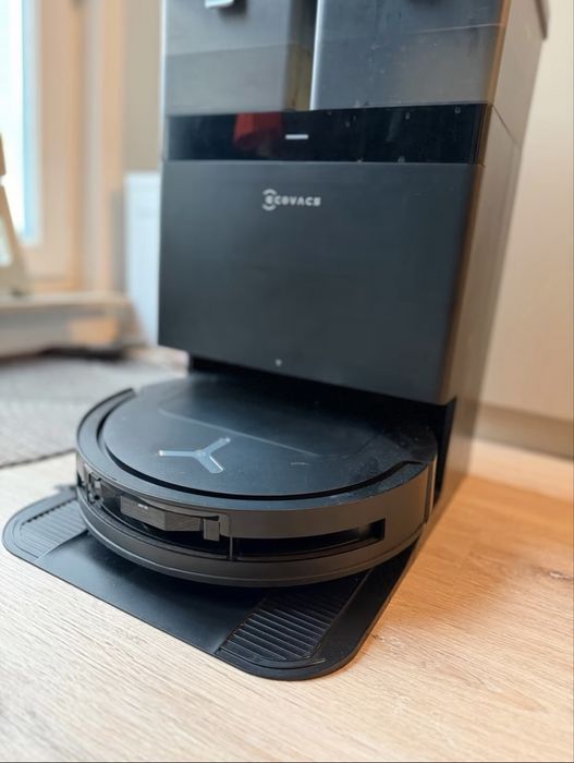 ECOVACS DEEBOT T50 OMNI моющий робот пылесос