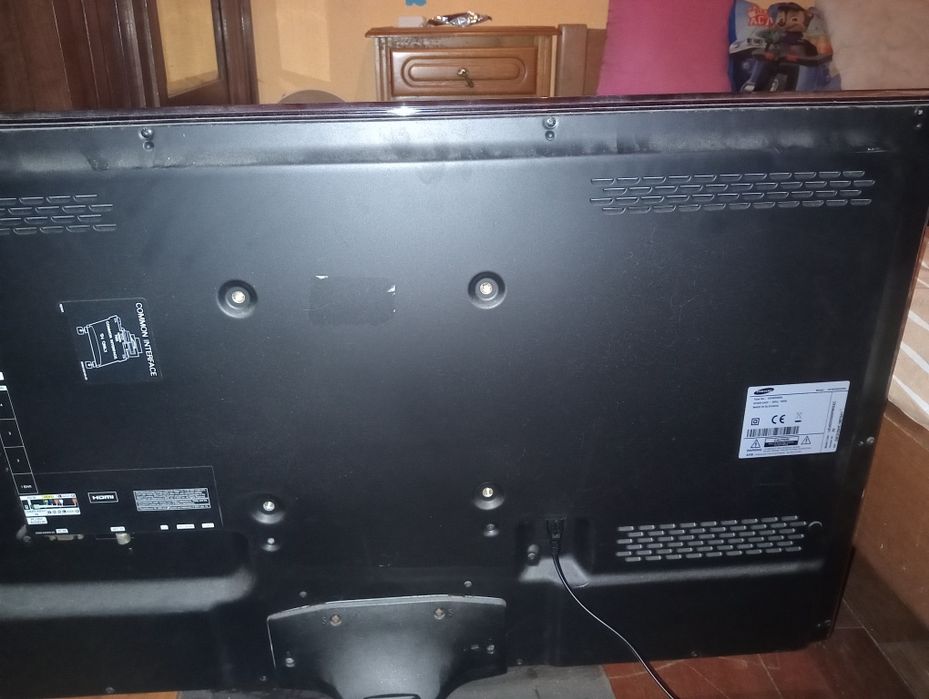 Selling a Smart TV in Good Condition64739220365826123