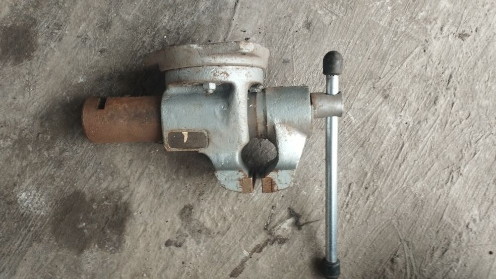 Тиски новые советские