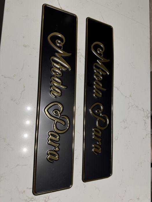 Rejestracja slubna metalowa mloda para