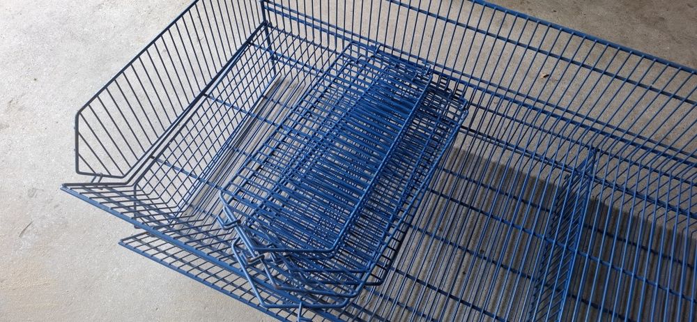 Kosze metalowe, regał metalowy