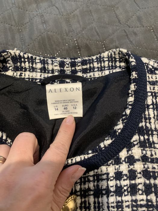 Жакет-піджак в стилі « Chanel”