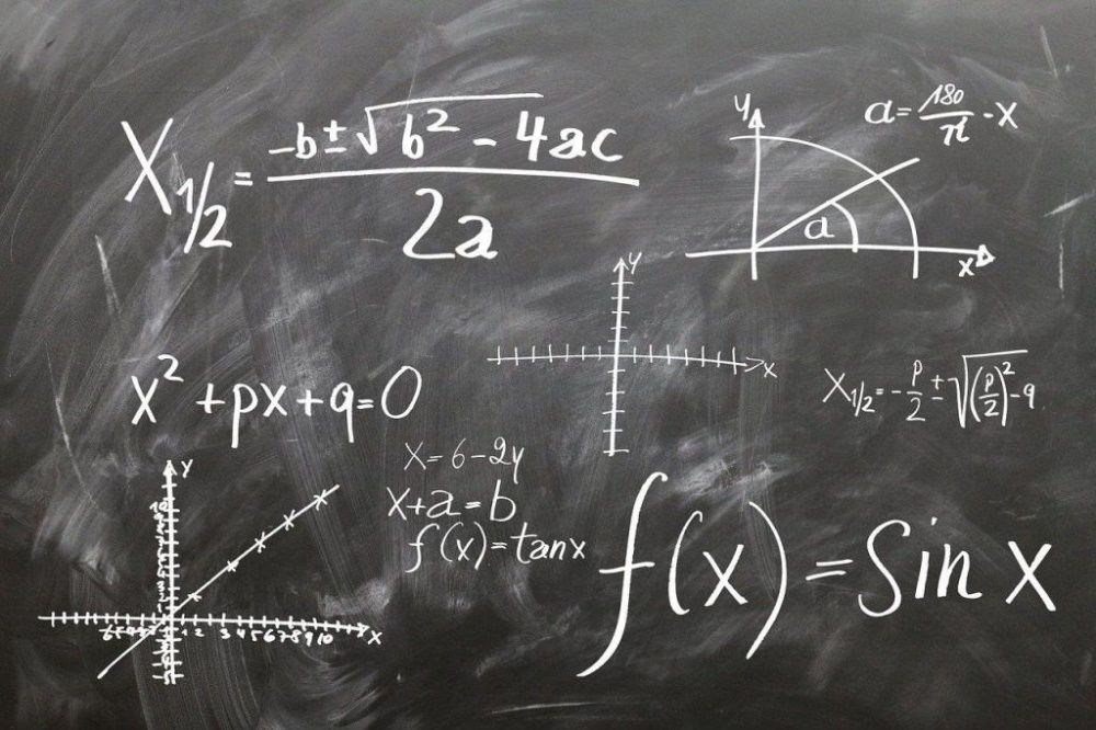 Preparação para exame nacional - Explicações de Matemática e FQ