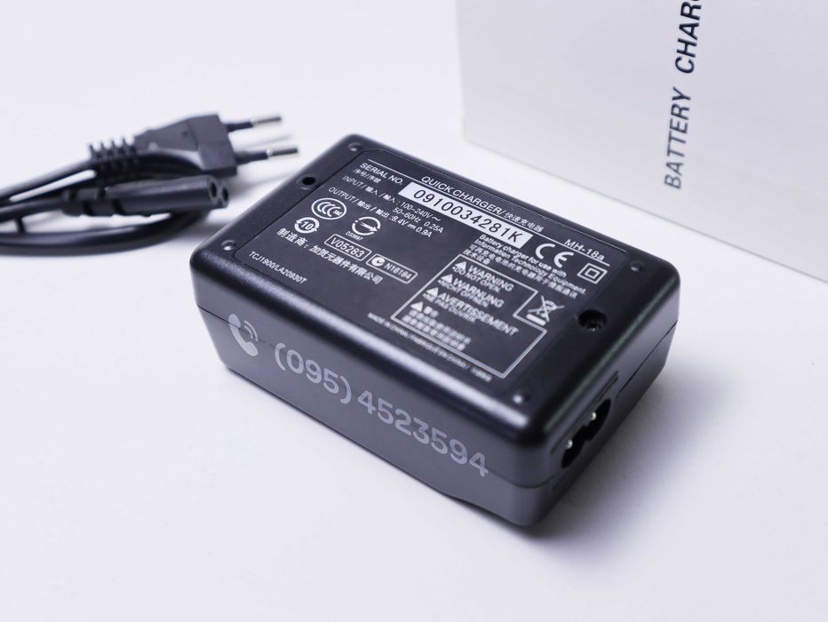 Зарядка для батарей Nikon EN-EL3E / EN-EL3A зарядное устройство MH-18a