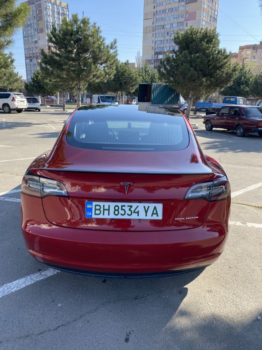 Tesla Model 3 2018
