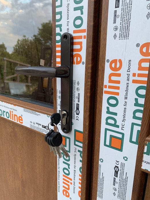 Drzwi PCV 140x210 złoty Dąb lewe/prawe