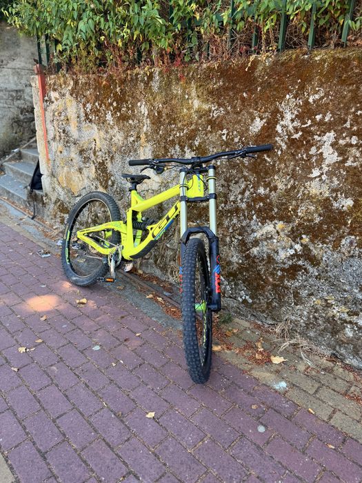 Bicicleta de dh
