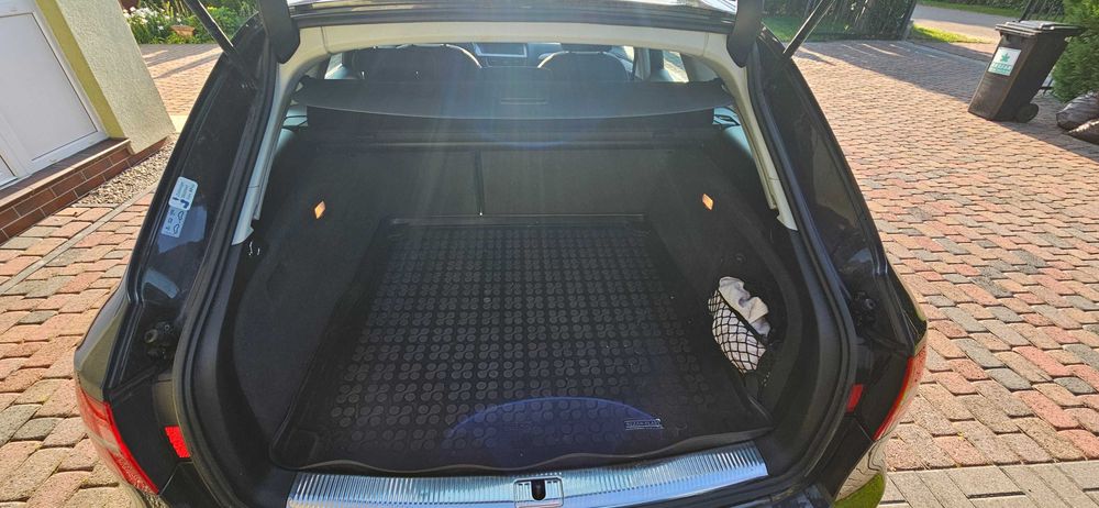 Audi a4 b8 2.0tdi Avant 2015r