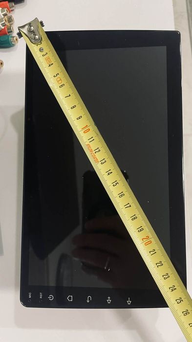 Авто  магнітола.