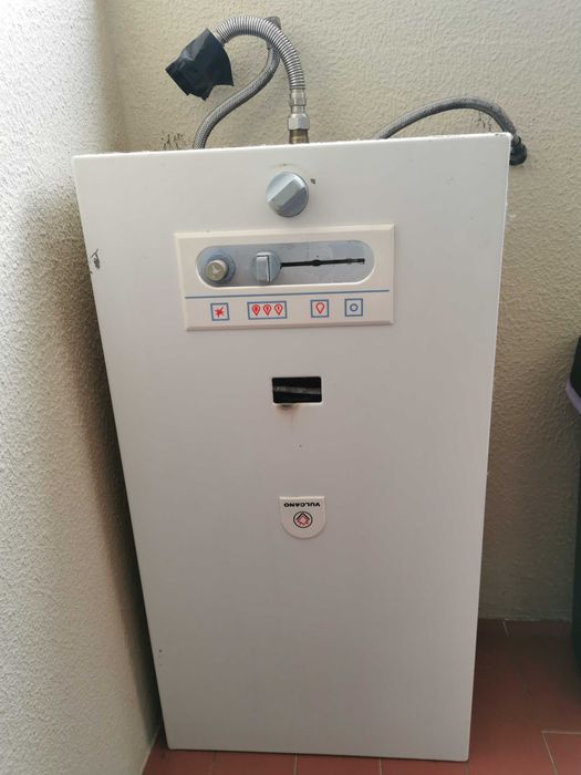 Esquentador Vulcano (gás natural) + adaptador gás Butano