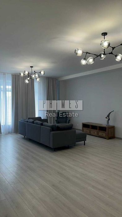 Оренда 4к квартири, вул. Кониського (Тургенєвська), 46/11, Центр