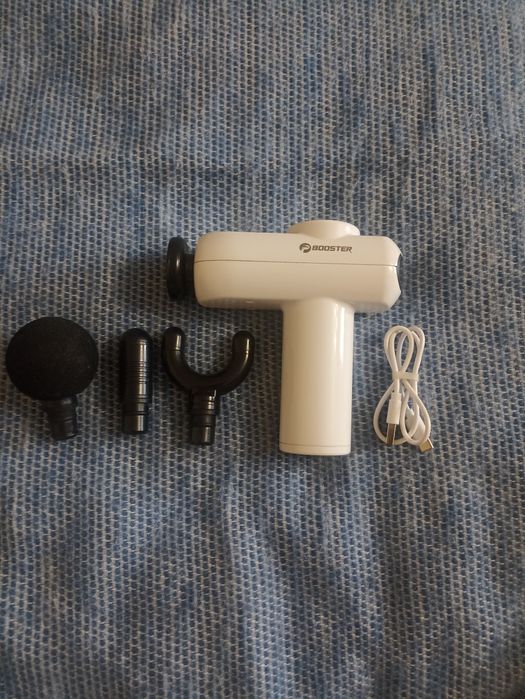 Перкусійний масажер Booster