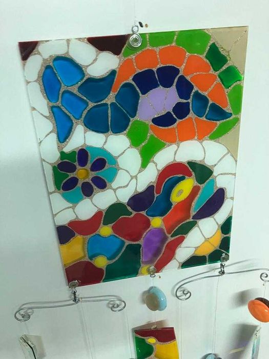 Espanta espiritos Gaudi -Pintado á mão