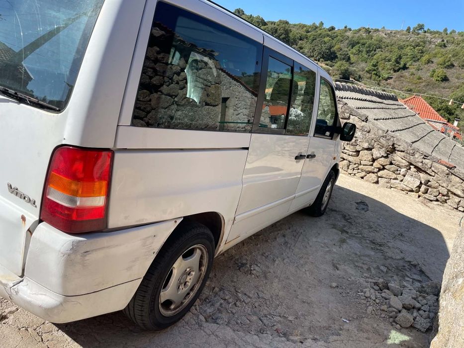 Mercedes Vito 112 CDi 6lugares, 120cv e com 190 mil km reais