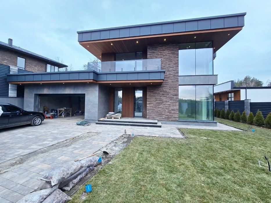 Будинок 280 м2 басейн сауна гараж  2 авто с. Ходосівка поруч Лісники