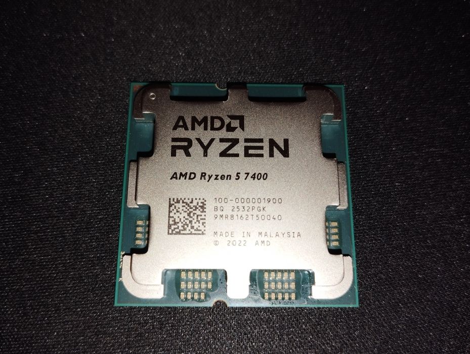Procesor Ryzen 5 7400